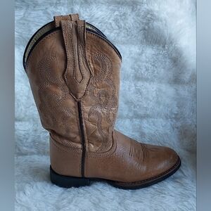 Cody James size 13 kids tan boots